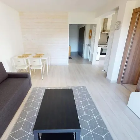 Capucines - T2 Avec Stationnement Apartment